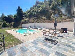 Villas Villa avec piscine et jolie vue sans vis a vis : photos des chambres