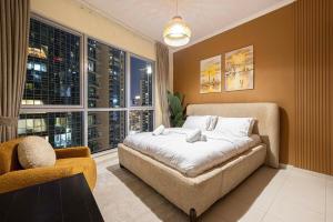 Panoramic Burj & Fountain Views 2BR