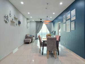 Ipoh D Festivo 2B2B Suite by Verve EECH189