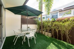 Laguna Townhouse with Jacuzzi bathtub, Bang Tao beach