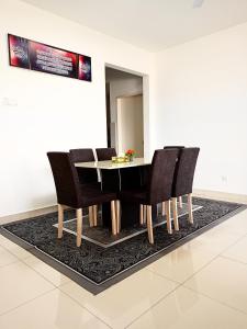 Dhia Homestay Sireh Residence Near Aeon Mall
