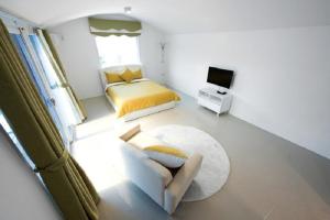 Yangyang Jijoonghae Pool Villa