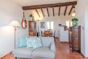 Appartements #50 Contesso Duplex -1BDR, Sea View Terrace & AC : photos des chambres