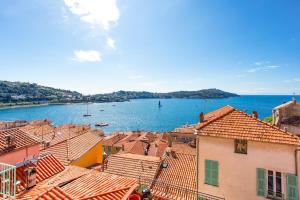 Appartements #50 Contesso Duplex -1BDR, Sea View Terrace & AC : photos des chambres