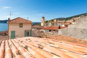 Appartements #50 Contesso Duplex -1BDR, Sea View Terrace & AC : photos des chambres