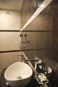 MAHFIL-e-MOTIJHEEL, MOTIJHEEL PARK AND RESORT