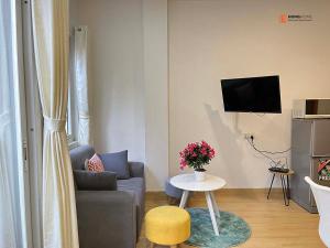 HongHome The Cactus Building