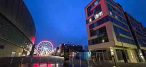 Liverpool Dockside Apartment by City SuperHost