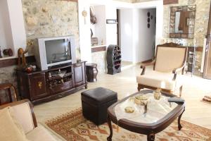 KASTORIA DENDROCHORI Retreat & Rest