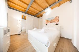 Belvedere House 1 Bologna Center