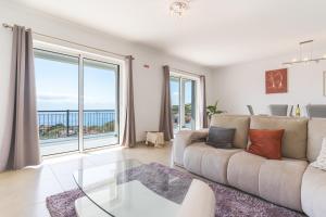 Palm Paradise Villa by AH