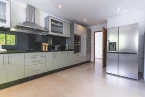 Palm Paradise Villa by AH