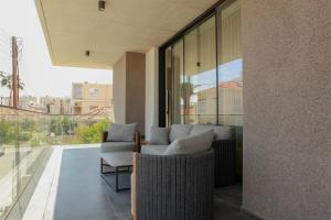 New Modern Apartment & Terrace