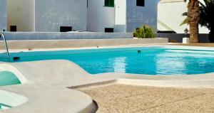 Canaryislandshost l Sol