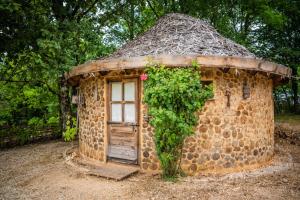 Villages vacances Hebergement insolite en Dordogne : photos des chambres