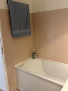 Appartements Bel appart 3 ch avec parking : photos des chambres