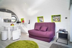 Lets Glamp Retro - Madonna