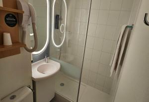 Hotels B&B HOTEL Blois Nord Vallee Maillard : photos des chambres