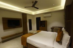 The Hoften Lotus Court, Noida