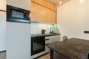 Petrovdom Apartments 10-68A in RC Manhattan, 11 Beresteiskyi Street