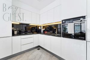 Remarkable one BR in Business Bay with Canal View