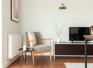 Deluxe Flat with Balcony in Hackney