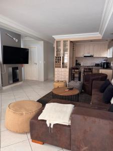 Waterfront D8 Unit