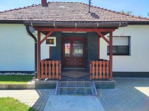 Holiday home in Balatonfenyves 18431