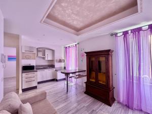 Hibiscus Home Arco