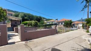 Pinelopi Holiday House