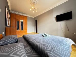 Сучасні 3-кімнатні апартаменти, метро Палац Спорту