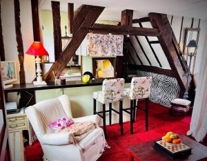Romantique - Hyper Centre - Calme - Lumineux - 4-Sterne-Hotels in Paris