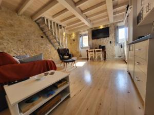 Julias Village Apartment