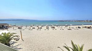 Vel Marì - Rooms on the Beach img12