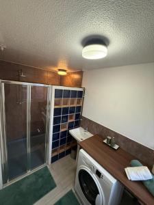 Crayford Holiday House