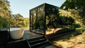 Mirror Home Yarra Valley