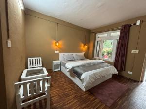 The Gooodmen cafe and Lodge - Obiekty bez kategorii w mieście Manāli