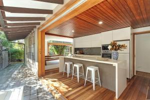 El Cid - By Latitude South Coast