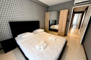 Antibes hyper center - 4 people - close to shops and beaches