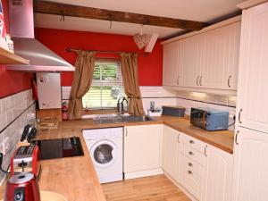 Petty Knowes Cottage