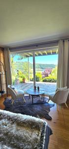 Romantic and Cosy Studio with Lake View in Meerfeld Eifel Region