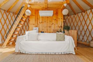 Yurt Kalamaki Seaside Glamping