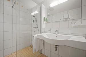 Schwarzwalapartment Nr 6 Presidential Suite 40qm Doppelbett Modern