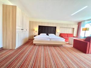 Schwarzwalapartment Nr 6 Presidential Suite 40qm Doppelbett Modern