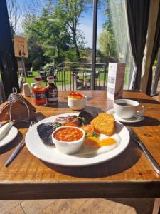 The Riverside House Hotel