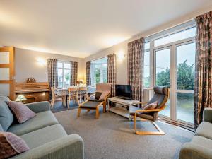 4 Bed in Wisemans Bridge 57793