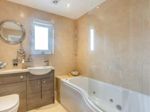 3 Bed in Westward Ho 65535