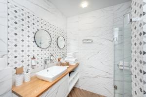 Skyline Supreme by Aesthaven