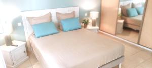 Villas Villa jardin exceptionnel,piscine privee,climatise : photos des chambres