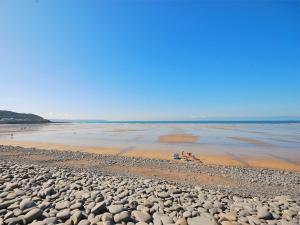 3 Bed in Westward Ho 74354